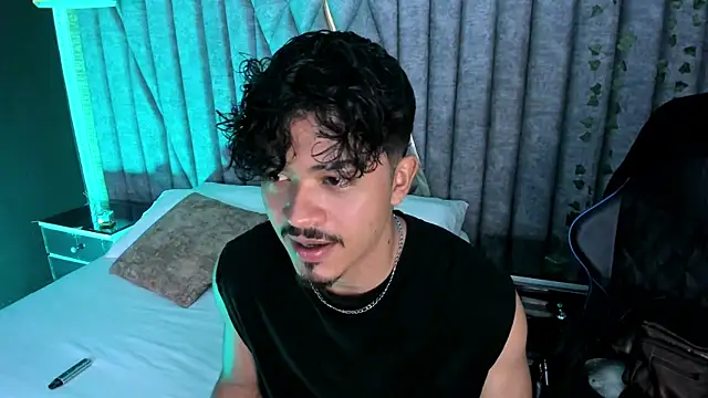 Snapshot of NicolaiKarav chatting on July 9, 12:53 pm NicolaiKarav online show from July 9, 12:53 pm