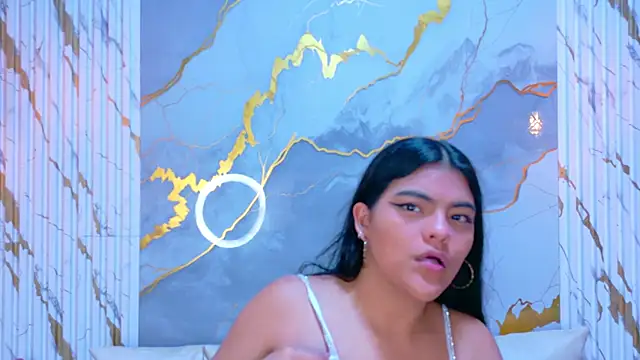 NIKIBUNNY online show from March 11, 12:00 pm