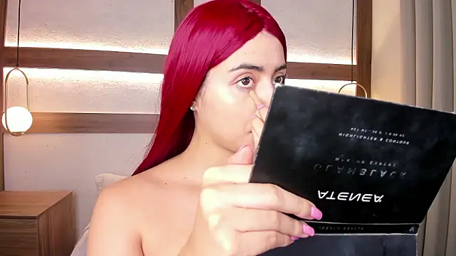 Snapshot of SarhaVega chatting on February 5, 1:05 pm SarhaVega online show from February 5, 1:05 pm