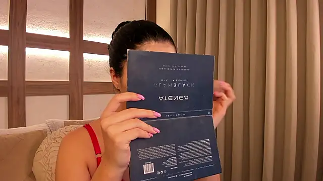 Snapshot of SarhaVega chatting on February 17, 12:23 pm SarhaVega online show from February 17, 12:23 pm