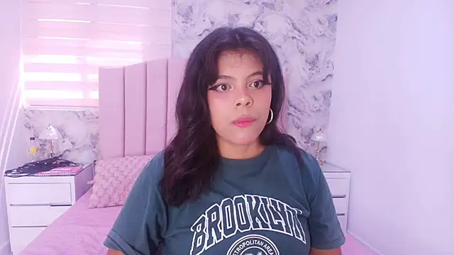 katsumi yan online show from April 4, 7:11 pm