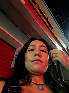 Eveeelyn25 online show from June 14, 2:24 am
