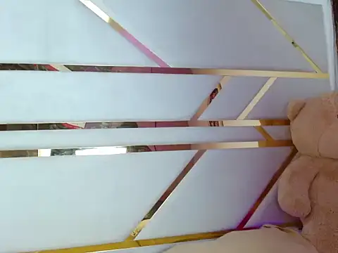 emiirosse online show from December 17, 2:06 am