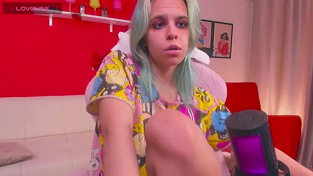 LiraBelle online show from March 3, 3:18 pm