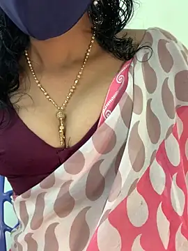 honeygirl6996 online show from May 27, 7:27 am
