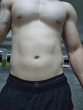 Valerious180 online show from July 3, 5:30 pm