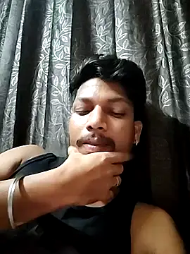 Handsome 09 online show from April 27, 7:45 pm