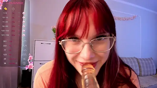 SweetieMarry online show from April 19, 2:22 am