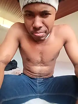 man black hot24 online show from December 15, 9:30 pm