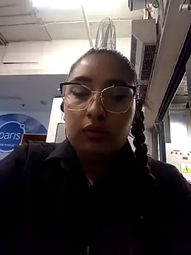 Bizcochitoc4 online show from February 17, 12:23 pm