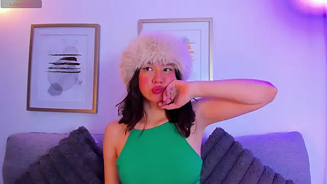 Skyy bloom online show from April 2, 12:03 pm