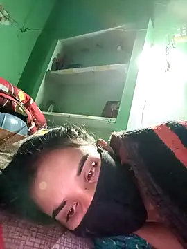 Uma sain online show from December 4, 12:42 am