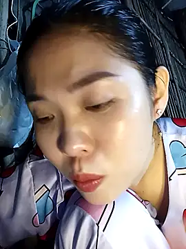 Lin-kute98 online show from April 18, 1:04 pm