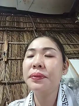 Lin-kute98 online show from May 28, 11:13 pm