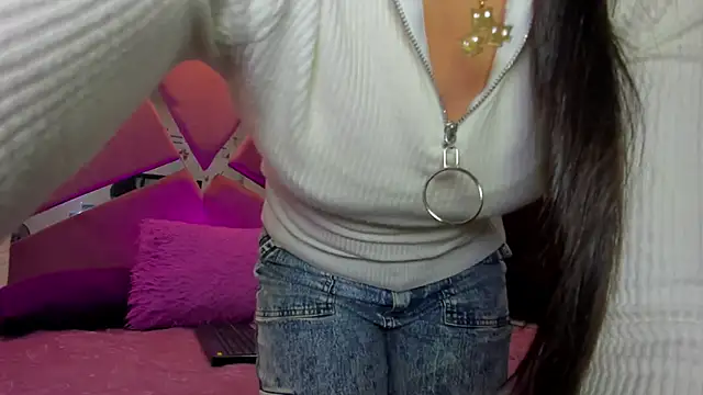 sol-angel online show from June 4, 3:40 pm