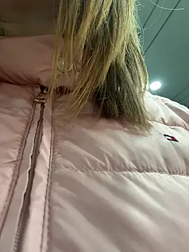 Snapshot of Brooke_lover chatting on May 12, 7:00 pm Brooke lover online show from May 12, 7:00 pm