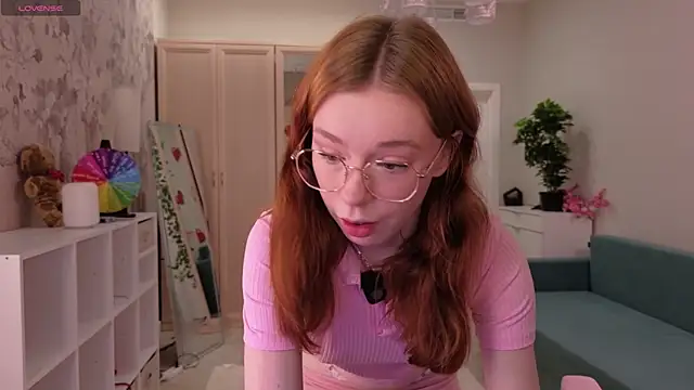 Snapshot of eva_aria chatting on July 10, 10:12 pm eva aria online show from July 10, 10:12 pm
