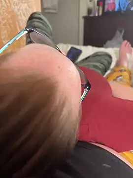 25clouds online show from April 18, 6:45 pm