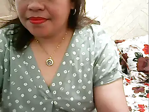 cutechubby online show from February 16, 11:39 am