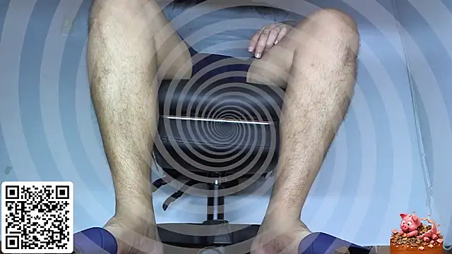 Alphacashmaster777 online show from April 17, 2:20 pm