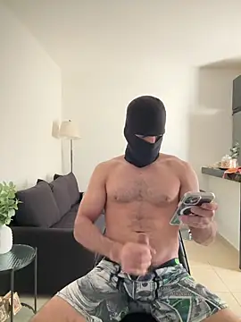 vicbig33 online show from February 7, 6:55 pm