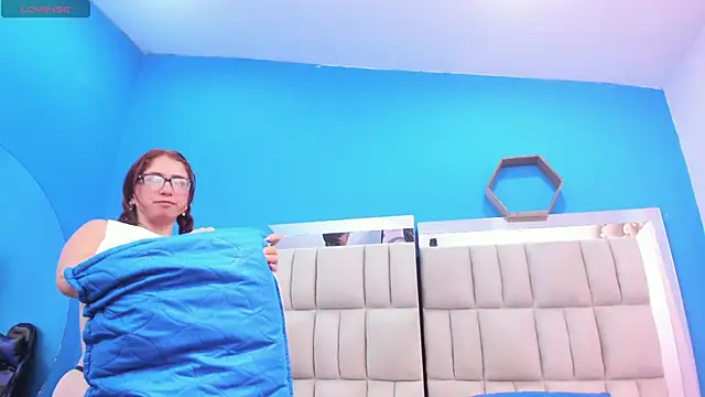 melany love0 online show from March 29, 12:54 am