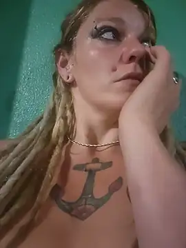 Horny hippie online show from July 29, 1:15 am