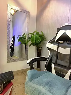 Brand Collins online show from April 15, 12:01 pm