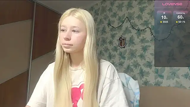 Snapshot of Barbie_Blondie chatting on March 17, 3:48 pm Barbie Blondie online show from March 17, 3:48 pm