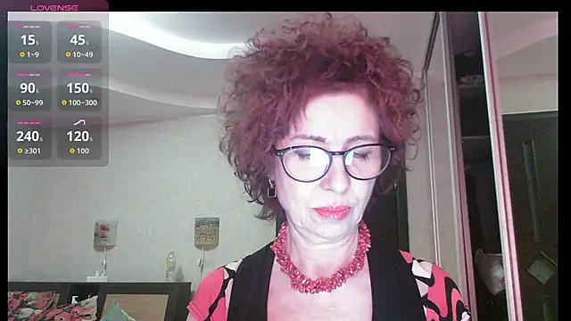 Kelly Flurr online show from February 15, 7:10 pm