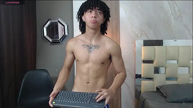 kim curlyy online show from March 10, 1:27 pm