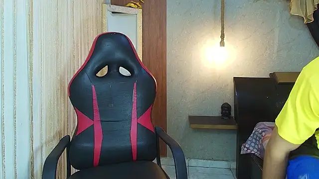 kim curlyy online show from March 17, 1:25 pm