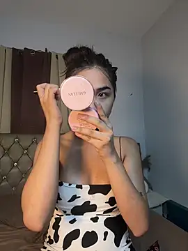 Diannellove online show from March 14, 9:15 am