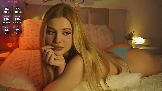 StripKelly online show from February 12, 9:21 pm