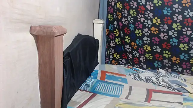 ELIZABET2- online show from March 22, 10:51 am