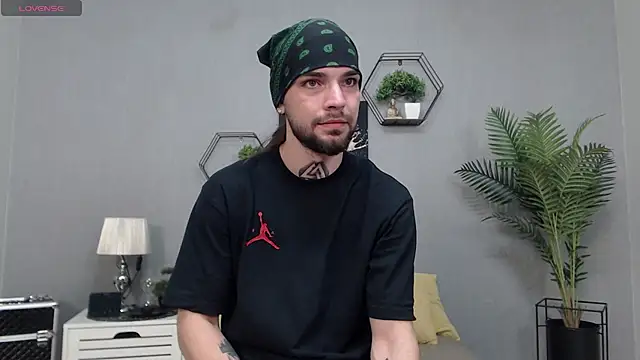 KaneHunter online show from March 16, 8:13 pm