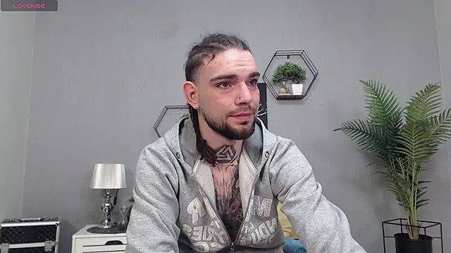 KaneHunter online show from April 17, 6:55 pm