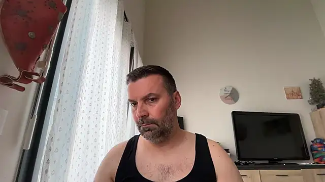 coolsmith81 online show from May 21, 6:53 am