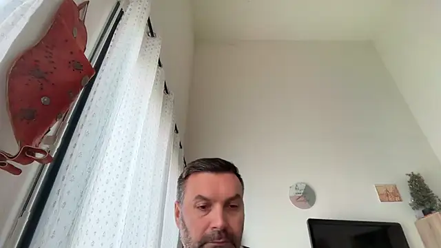 coolsmith81 online show from May 22, 7:04 am