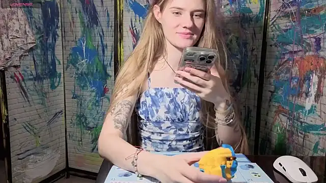 Snapshot of Adell_Love chatting on May 20, 3:40 pm Adell Love online show from May 20, 3:40 pm