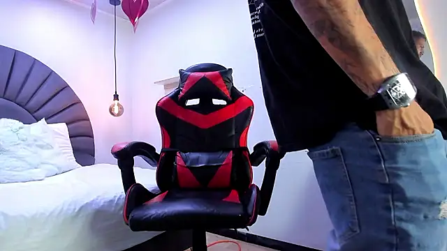 MatthewCullen online show from March 27, 12:38 am