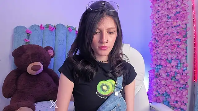 Ash 20  online show from February 16, 7:54 pm