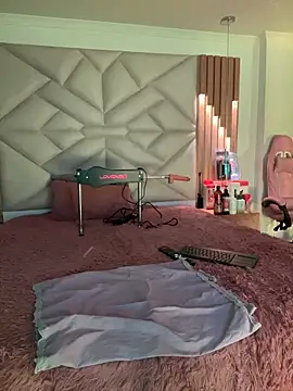 coraline vera online show from April 14, 6:58 pm