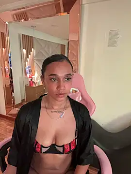 coraline vera online show from April 18, 8:09 pm