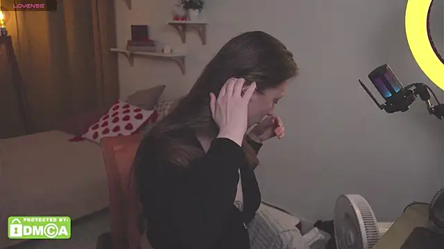 Helga vibe online show from April 15, 8:53 pm