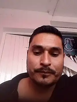 cristian112090 online show from July 18, 12:04 am
