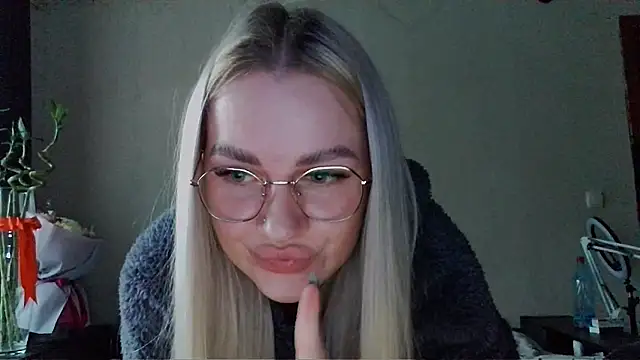 Whitehex666 online show from December 20, 10:11 am