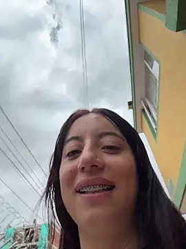 Mia fiire online show from April 10, 7:07 pm