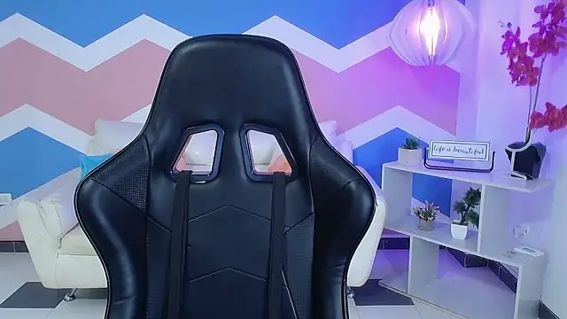 zahira1 online show from February 16, 8:16 pm