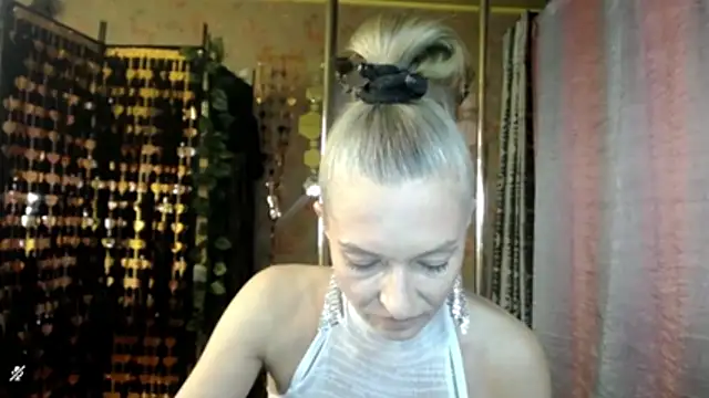 Soniakiss online show from July 28, 2:13 pm